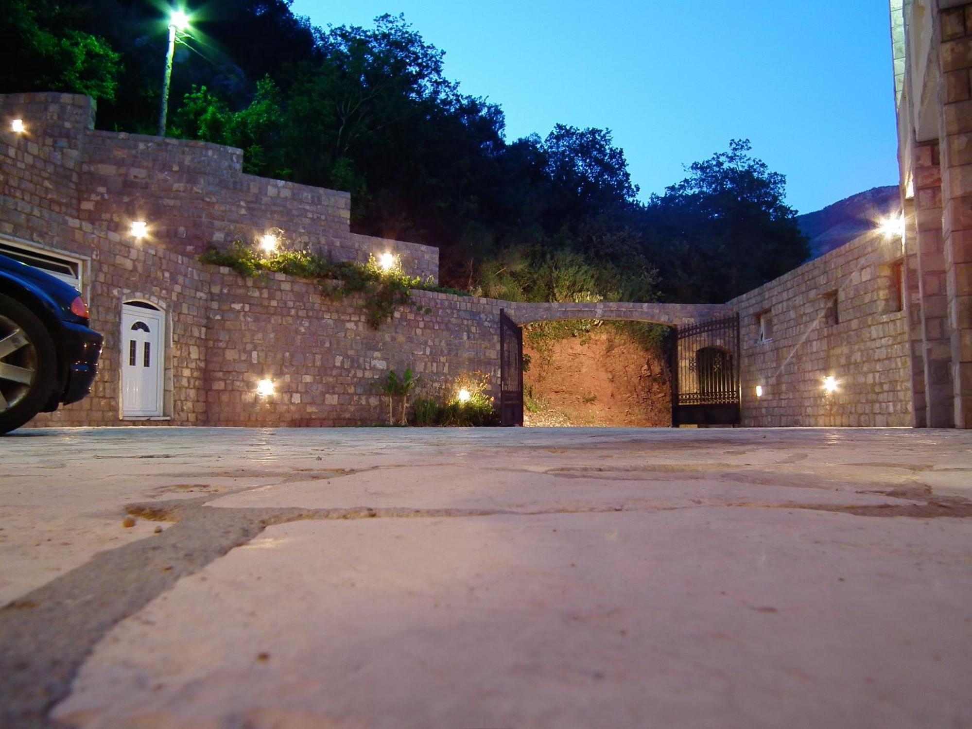 Castellamare Residence Petrovac Exterior foto