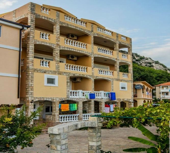Castellamare Residence Petrovac Exterior foto