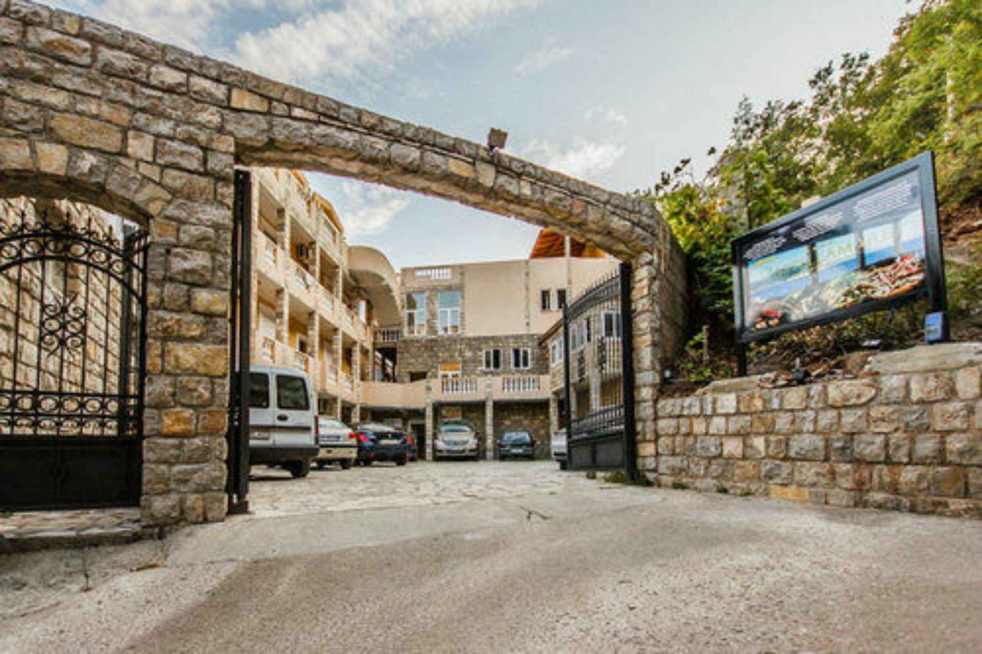 Castellamare Residence Petrovac Exterior foto